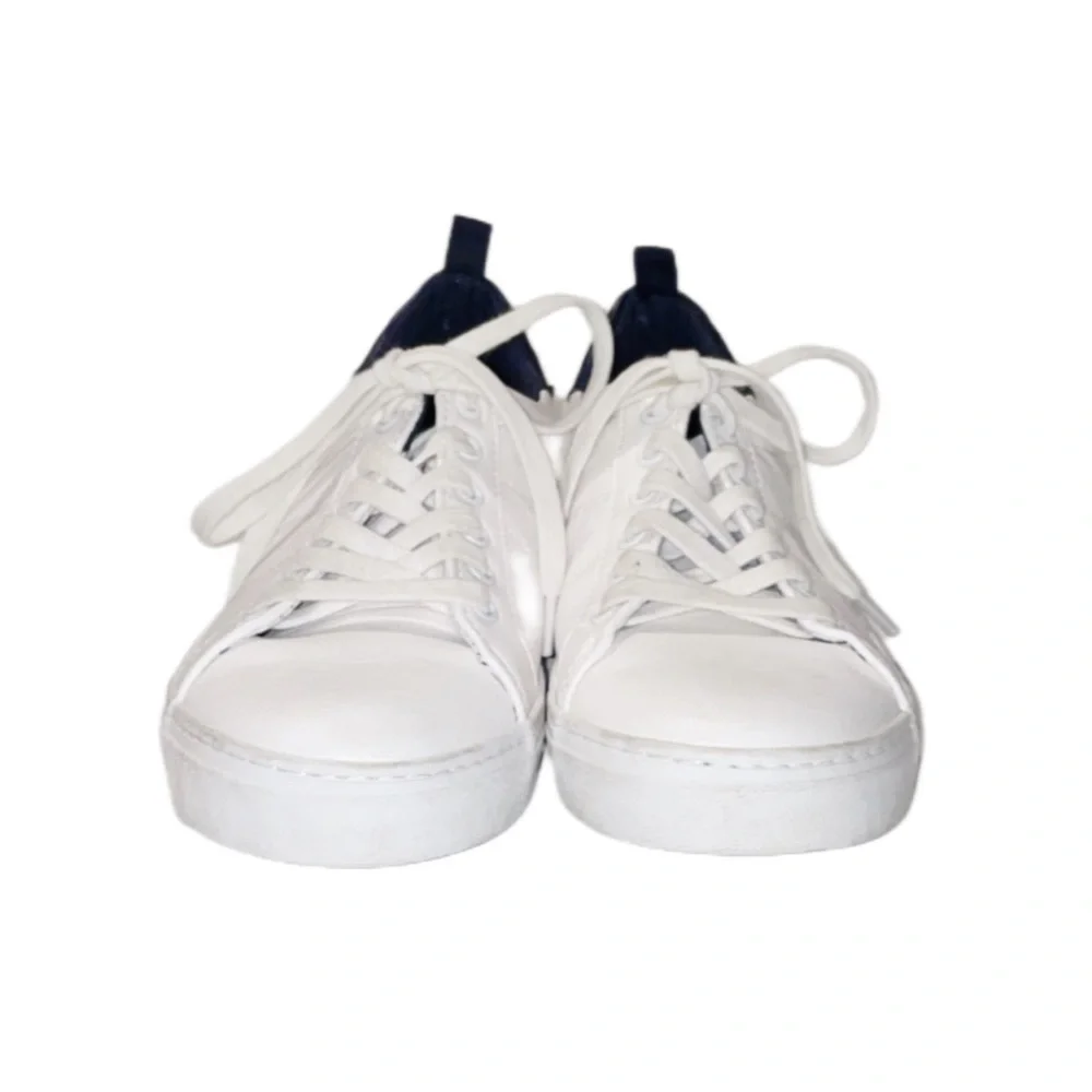 OLD NAVY Boy's White Shoes Size 5
